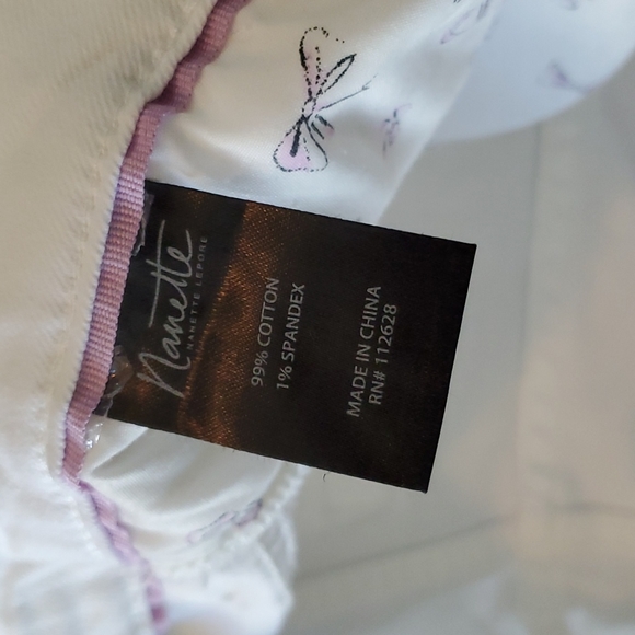 Ladies Nanette Lepore White skinny jeans, size 6 - Picture 8 of 10